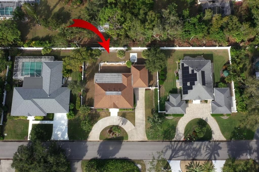 For Sale: $399,900 (3 beds, 2 baths, 2276 Square Feet)