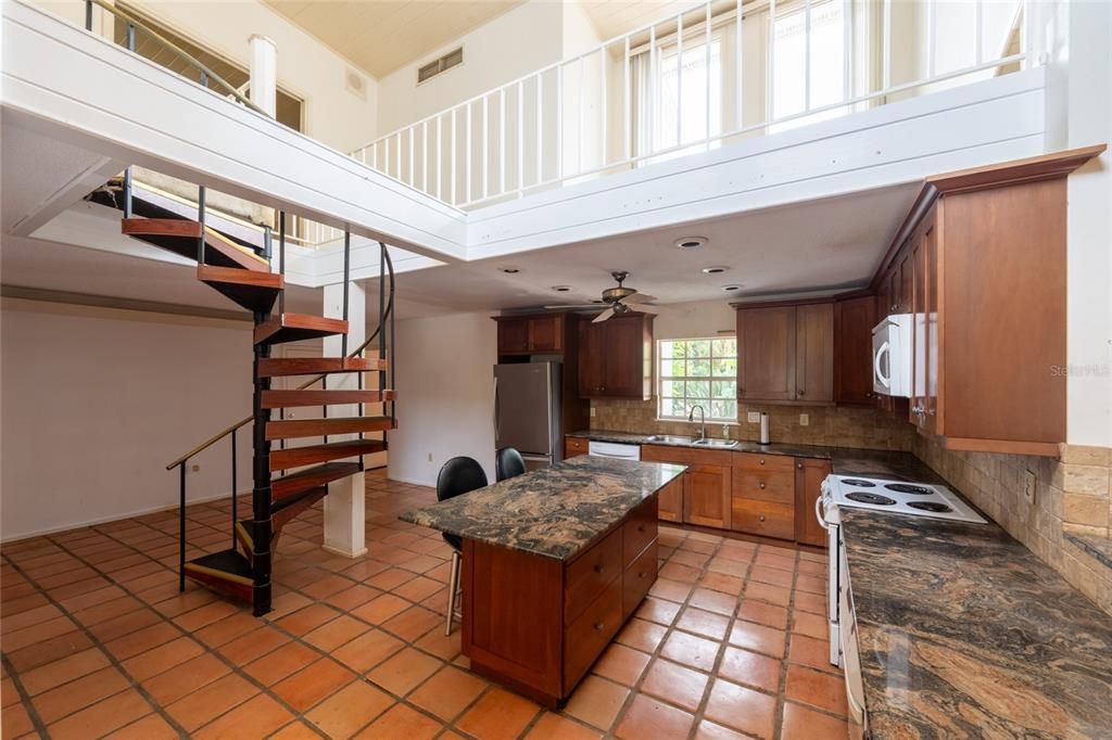 待售: $1,794,000 (4 贝兹, 3 浴室, 3869 平方英尺)