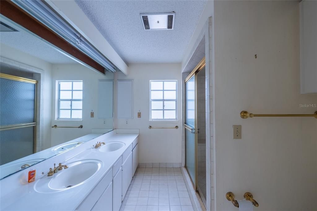 待售: $1,794,000 (4 贝兹, 3 浴室, 3869 平方英尺)