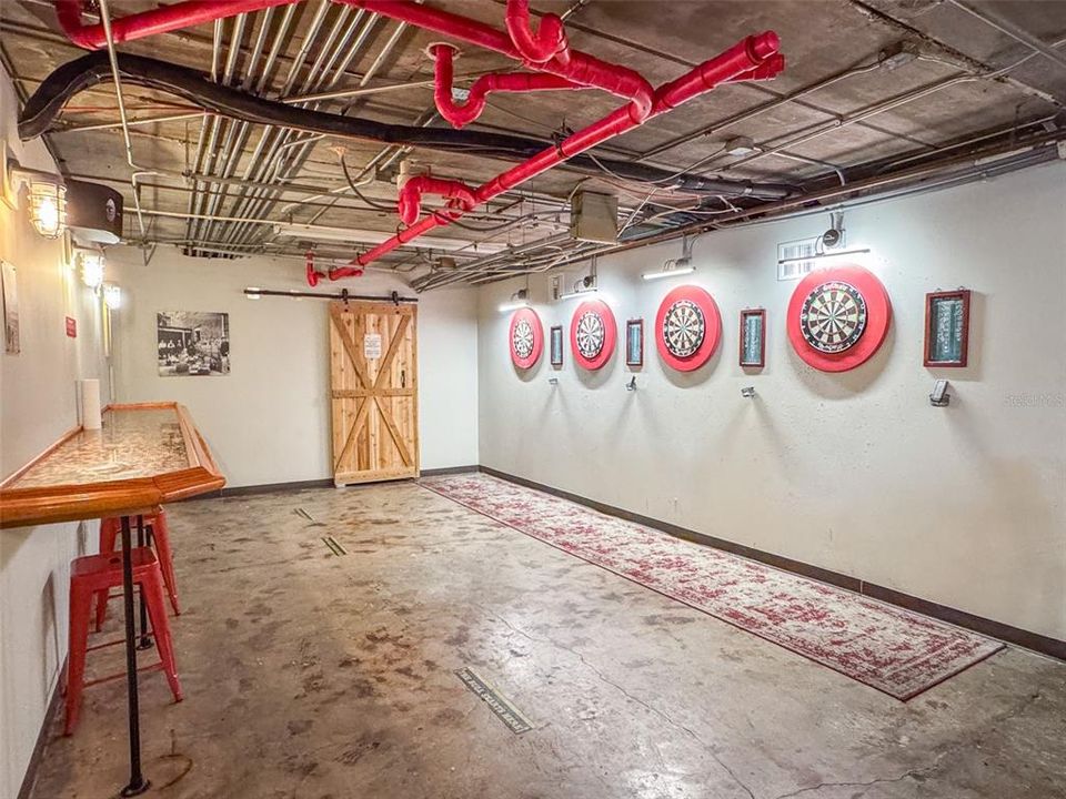 Active With Contract: $289,990 (3 beds, 2 baths, 1936 Square Feet)