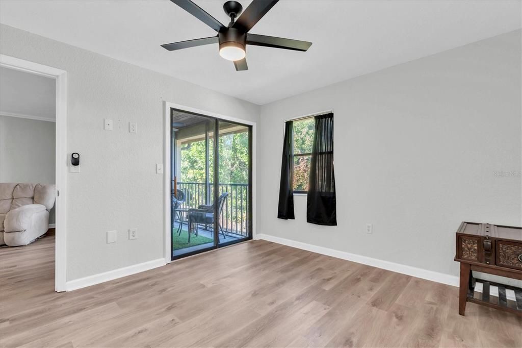 En Venta: $165,000 (2 camas, 2 baños, 901 Pies cuadrados)