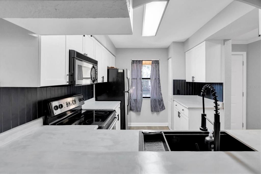 En Venta: $165,000 (2 camas, 2 baños, 901 Pies cuadrados)