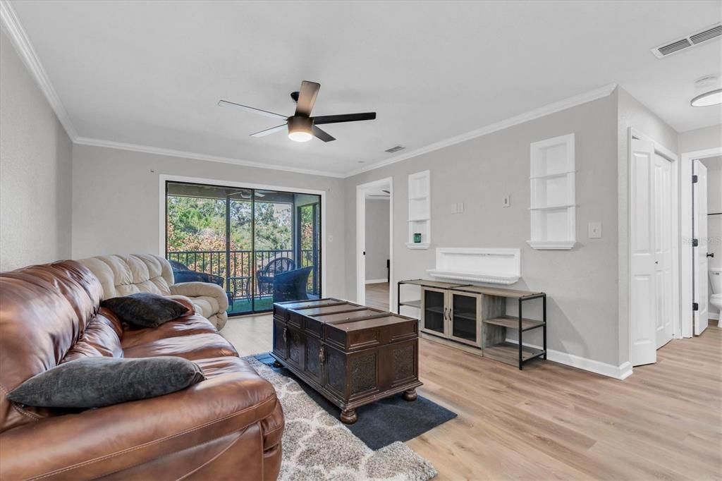 En Venta: $165,000 (2 camas, 2 baños, 901 Pies cuadrados)