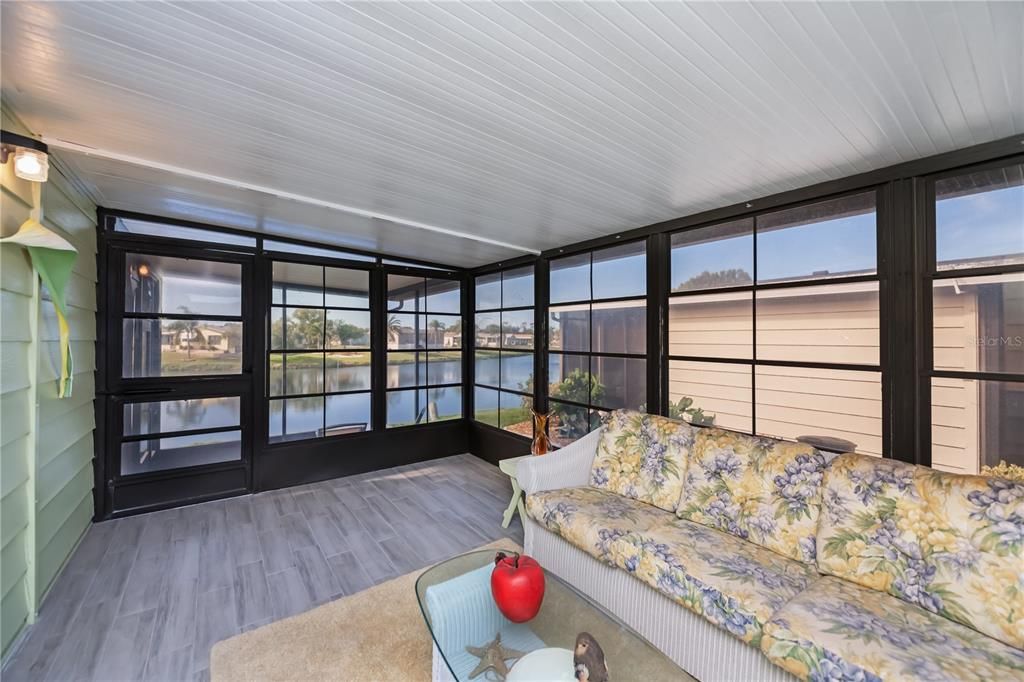 На продажу: $250,000 (2 спален, 2 ванн, 1248 Квадратных фут)