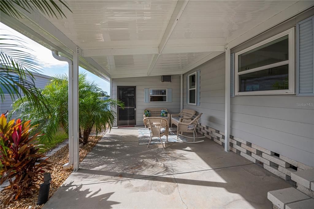 На продажу: $250,000 (2 спален, 2 ванн, 1248 Квадратных фут)