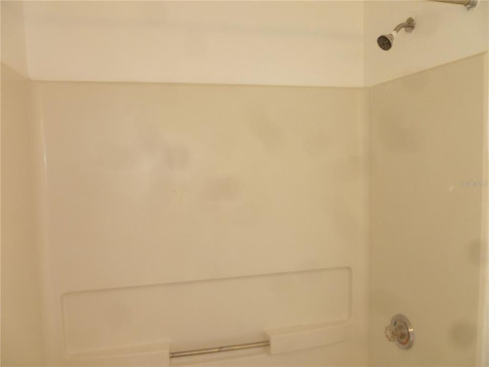 В аренду: $2,400 (4 спален, 4 ванн, 1225 Квадратных фут)