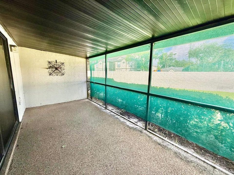 待售: $240,000 (2 贝兹, 2 浴室, 1166 平方英尺)