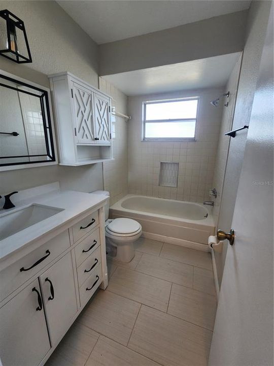 出租: $2,800 (4 贝兹, 2 浴室, 1149 平方英尺)