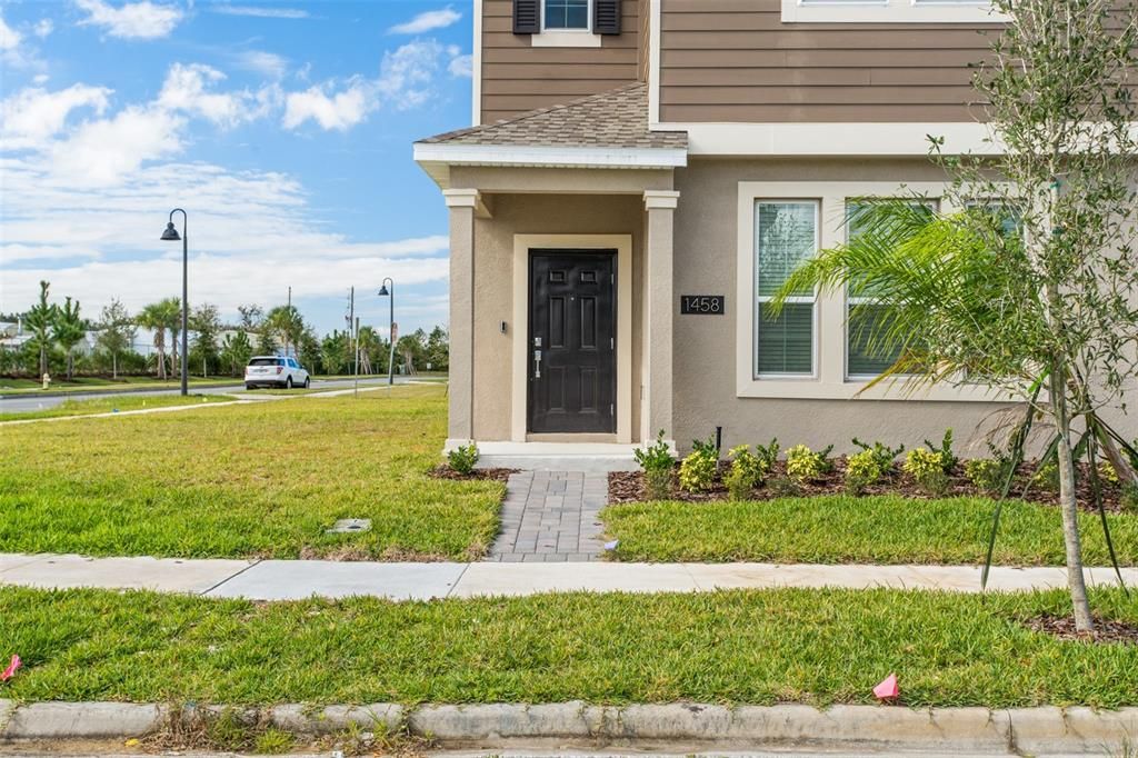 出租: $3,000 (4 贝兹, 3 浴室, 2492 平方英尺)