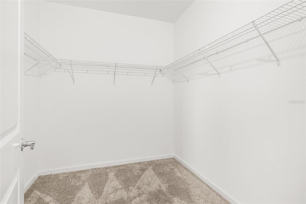 出租: $3,000 (4 贝兹, 3 浴室, 2492 平方英尺)