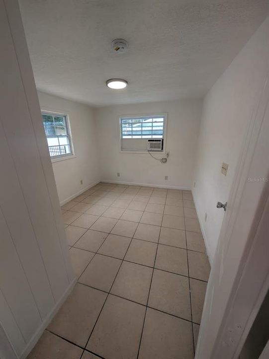 For Sale: $530,000 (4 beds, 2 baths, 504 Square Feet)