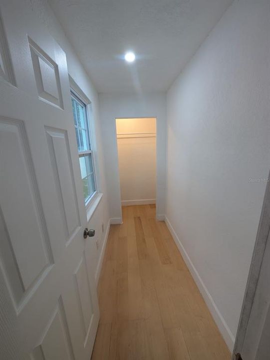 For Sale: $530,000 (4 beds, 2 baths, 504 Square Feet)