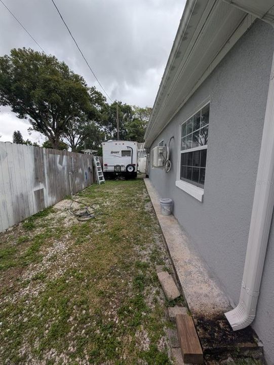 For Sale: $530,000 (4 beds, 2 baths, 504 Square Feet)