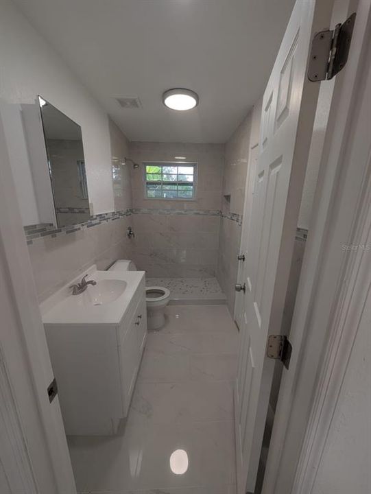 For Sale: $530,000 (4 beds, 2 baths, 504 Square Feet)