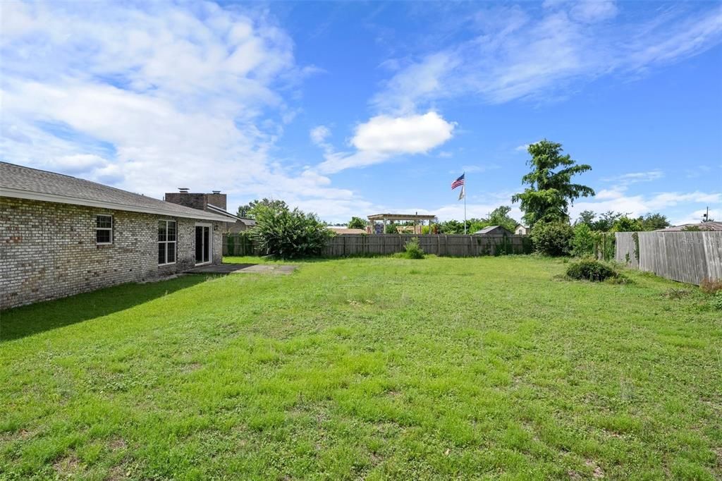 En Venta: $340,000 (3 camas, 2 baños, 2118 Pies cuadrados)