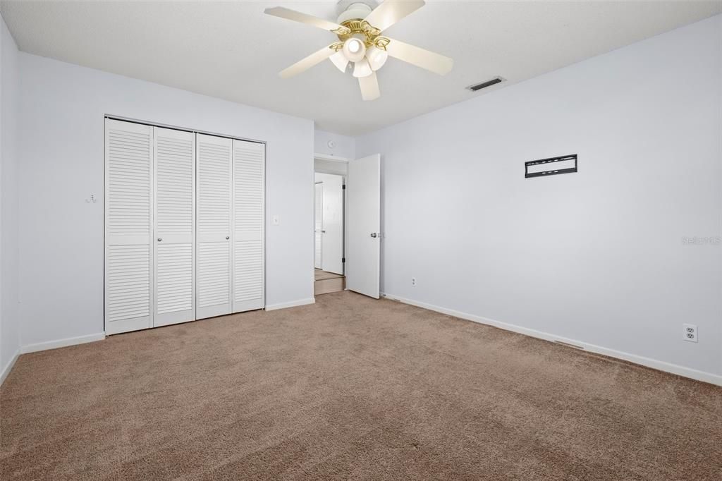 En Venta: $340,000 (3 camas, 2 baños, 2118 Pies cuadrados)