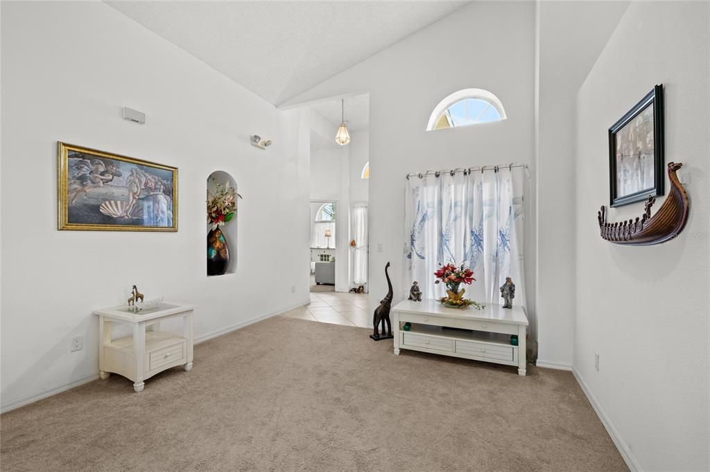 待售: $409,000 (4 贝兹, 3 浴室, 1974 平方英尺)