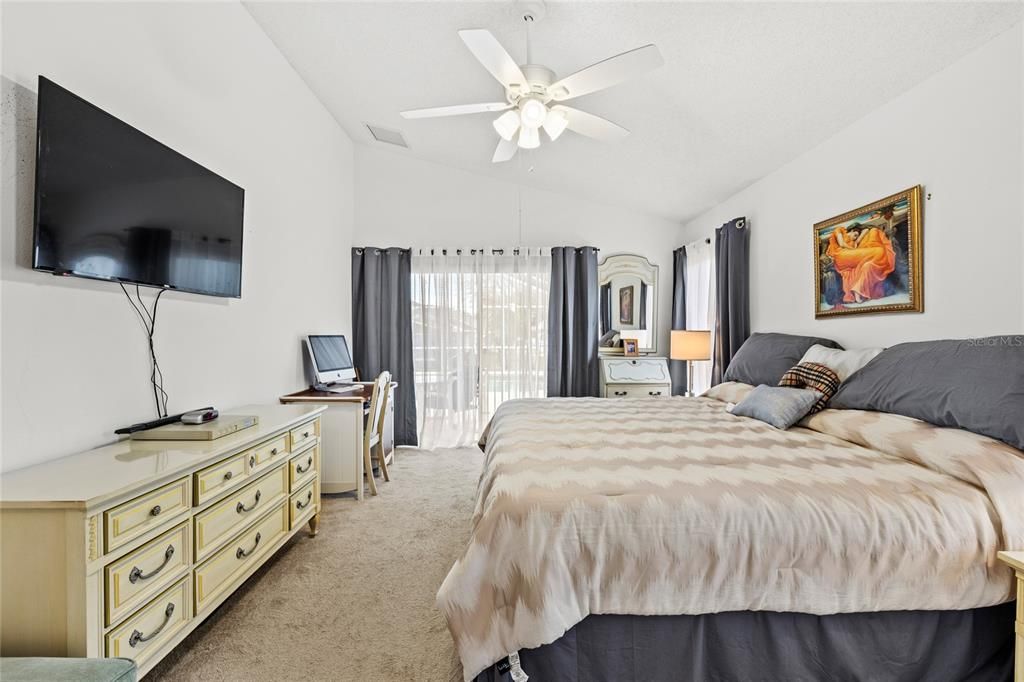 待售: $409,000 (4 贝兹, 3 浴室, 1974 平方英尺)