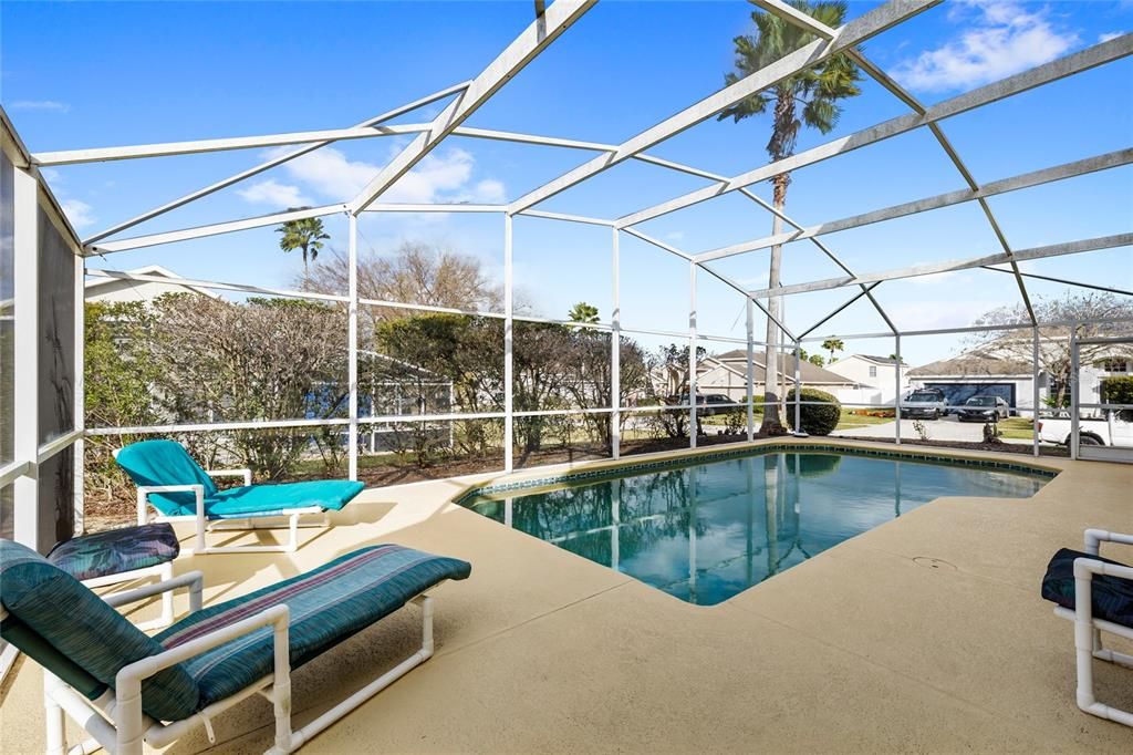 待售: $409,000 (4 贝兹, 3 浴室, 1974 平方英尺)