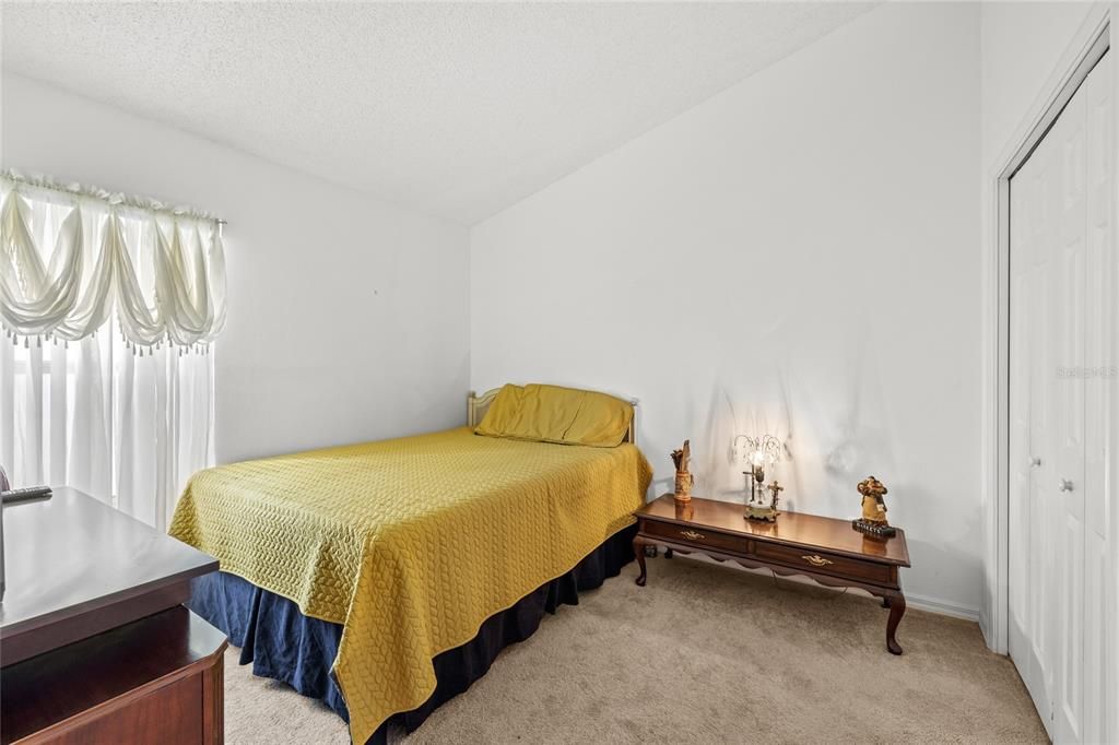 待售: $409,000 (4 贝兹, 3 浴室, 1974 平方英尺)