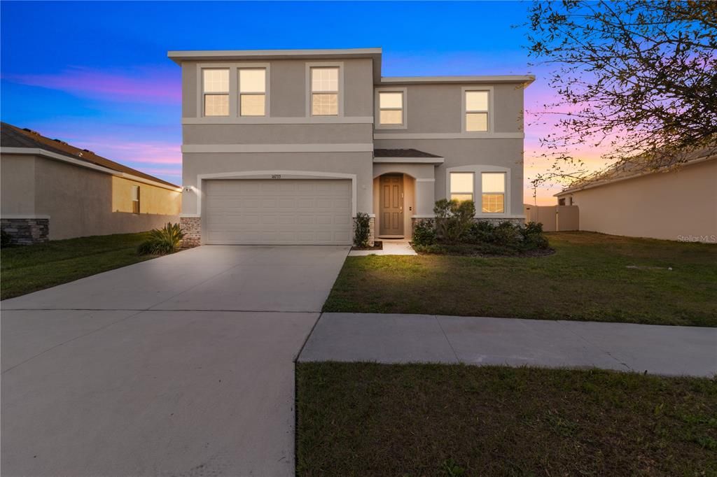 出租: $3,400 (4 贝兹, 3 浴室, 2738 平方英尺)