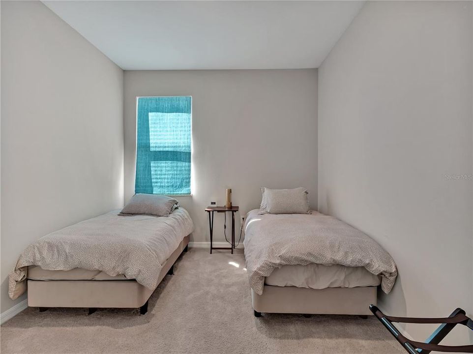 出租: $3,400 (4 贝兹, 3 浴室, 2738 平方英尺)