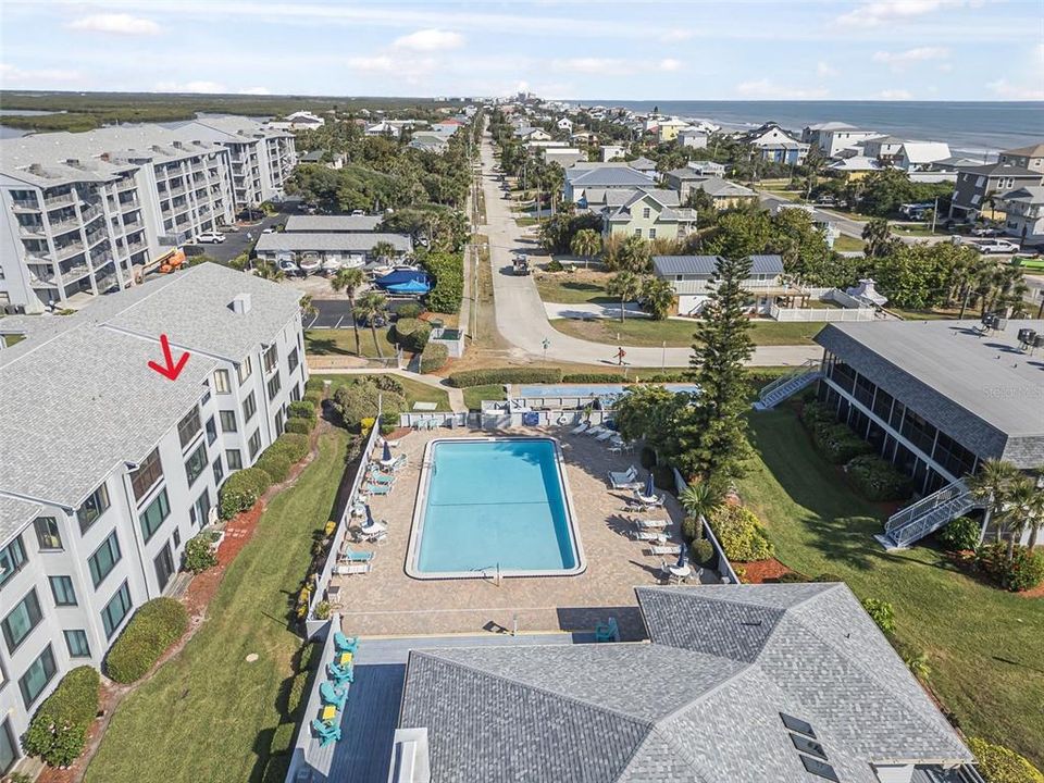 For Sale: $559,000 (3 beds, 3 baths, 1720 Square Feet)