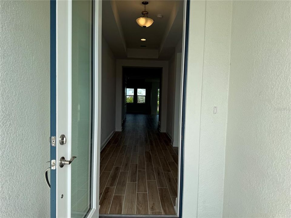 出租: $3,300 (4 贝兹, 3 浴室, 2195 平方英尺)