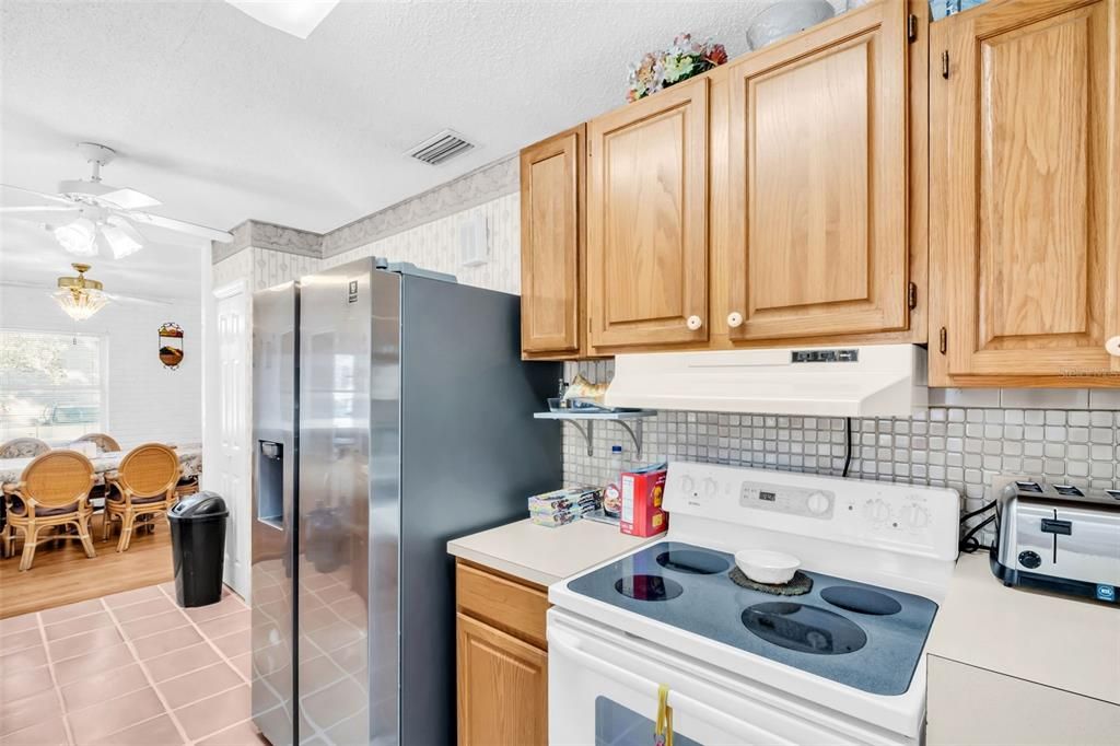 待售: $295,000 (3 贝兹, 2 浴室, 1448 平方英尺)