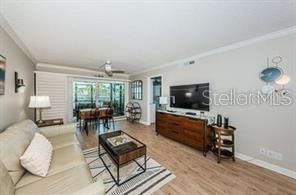 出租: $2,800 (2 贝兹, 2 浴室, 945 平方英尺)