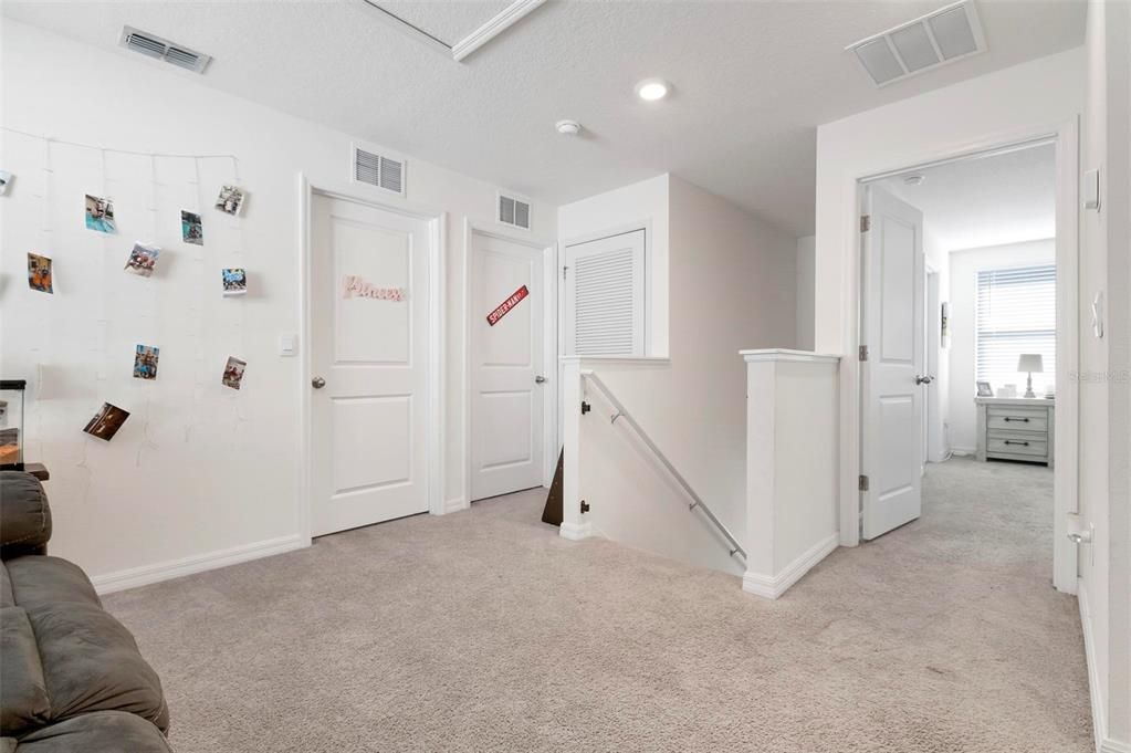 For Sale: $399,900 (4 beds, 2 baths, 2308 Square Feet)