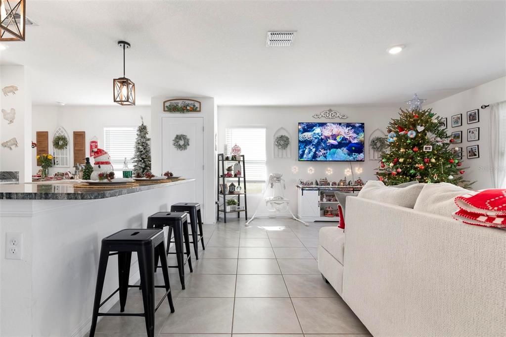For Sale: $399,900 (4 beds, 2 baths, 2308 Square Feet)