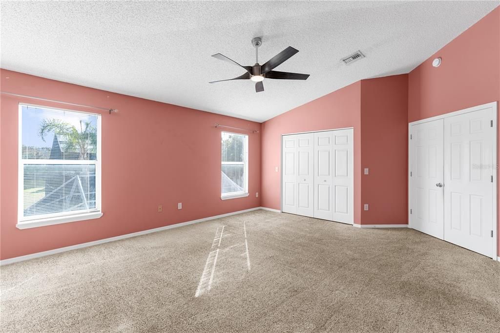 For Sale: $600,000 (5 beds, 3 baths, 2812 Square Feet)