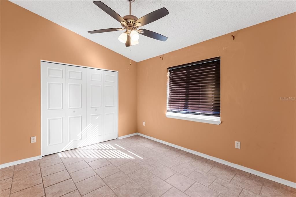 For Sale: $600,000 (5 beds, 3 baths, 2812 Square Feet)