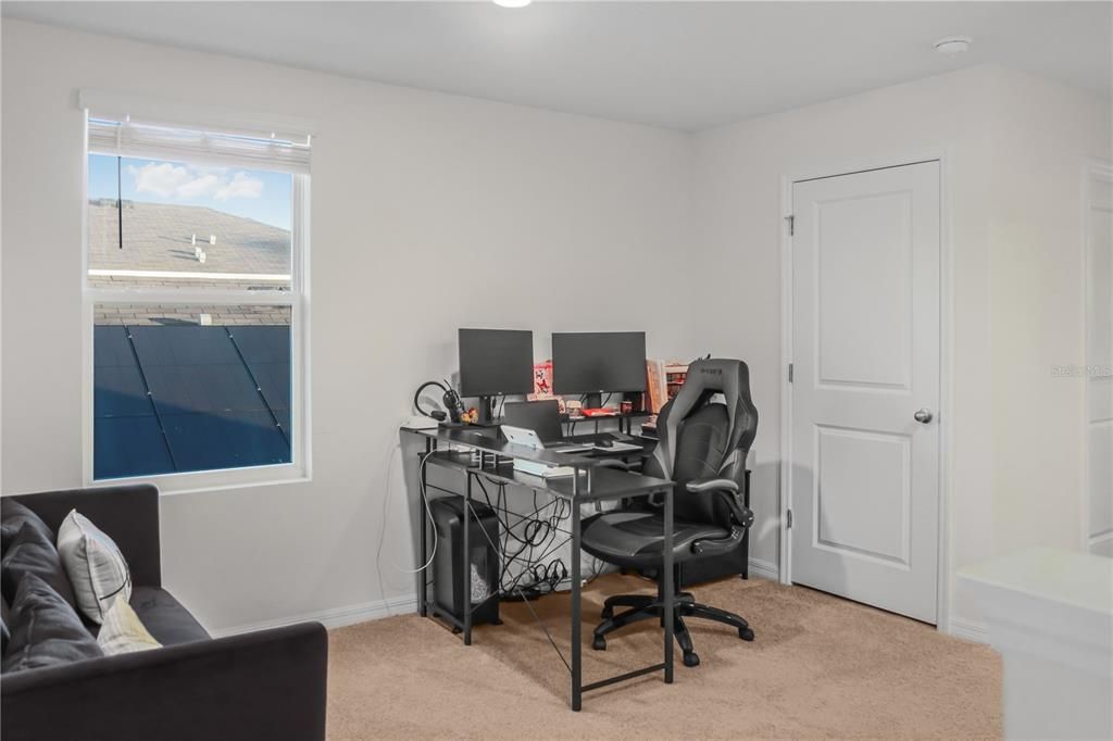 En Venta: $380,000 (4 camas, 2 baños, 2328 Pies cuadrados)