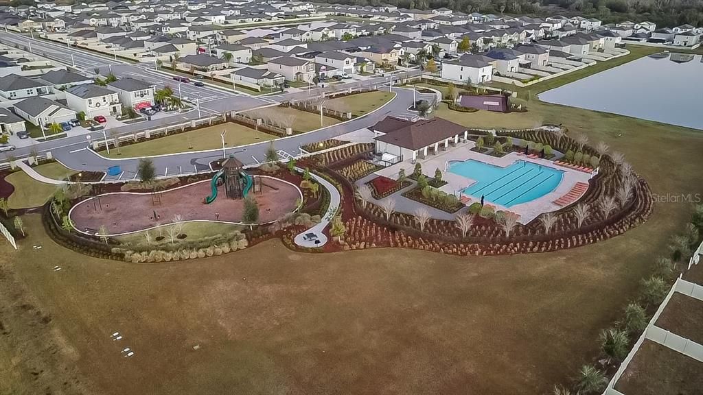 En Venta: $380,000 (4 camas, 2 baños, 2328 Pies cuadrados)