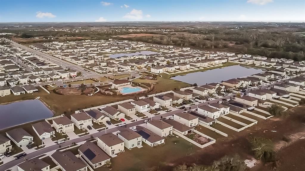 En Venta: $380,000 (4 camas, 2 baños, 2328 Pies cuadrados)