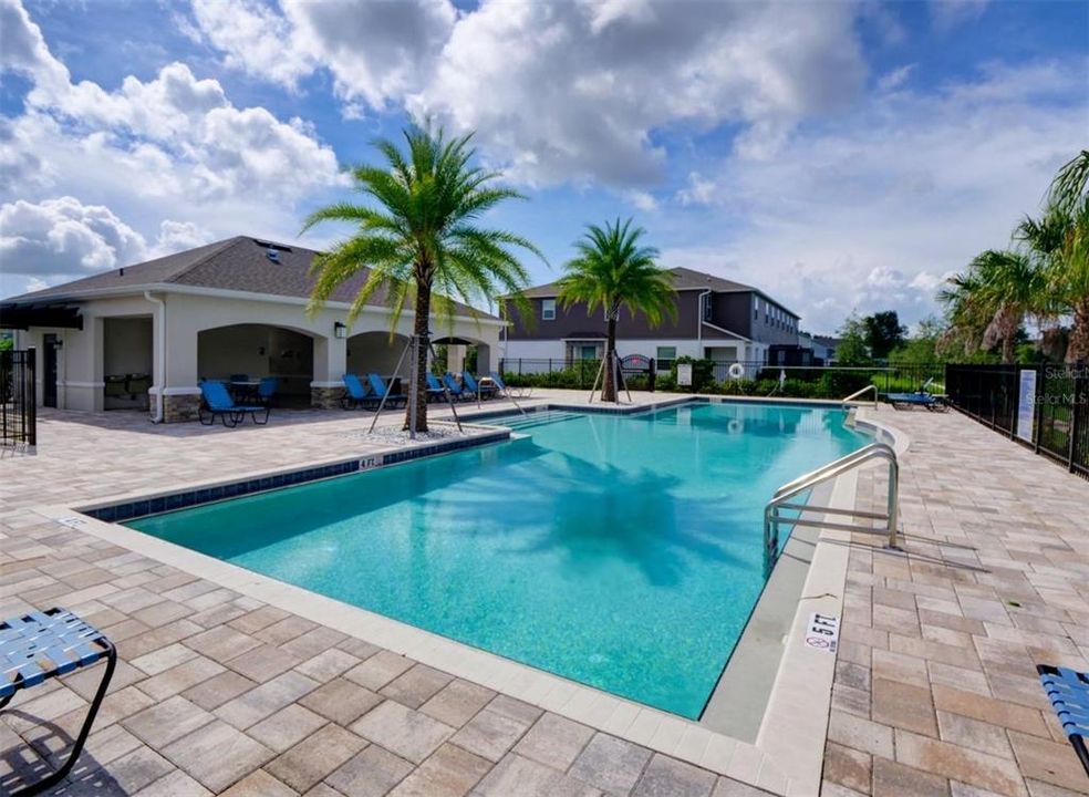 На продажу: $449,900 (3 спален, 2 ванн, 1666 Квадратных фут)