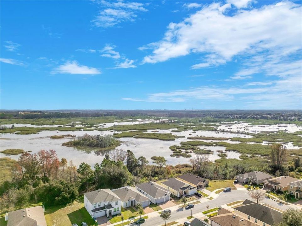 На продажу: $404,999 (4 спален, 2 ванн, 1876 Квадратных фут)