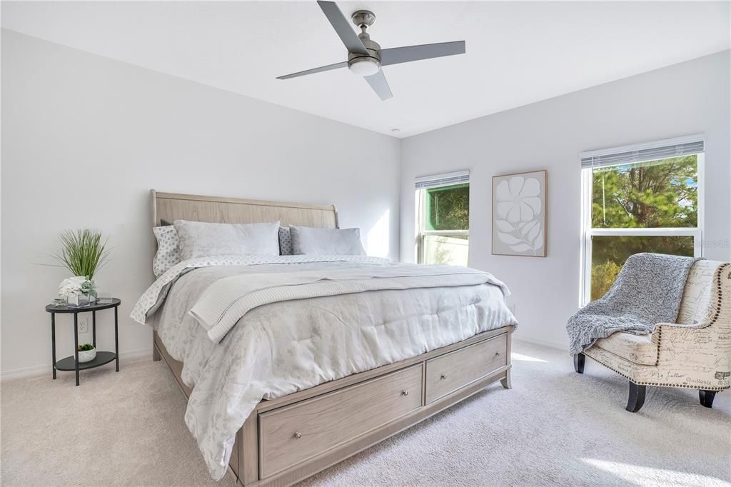 На продажу: $404,999 (4 спален, 2 ванн, 1876 Квадратных фут)