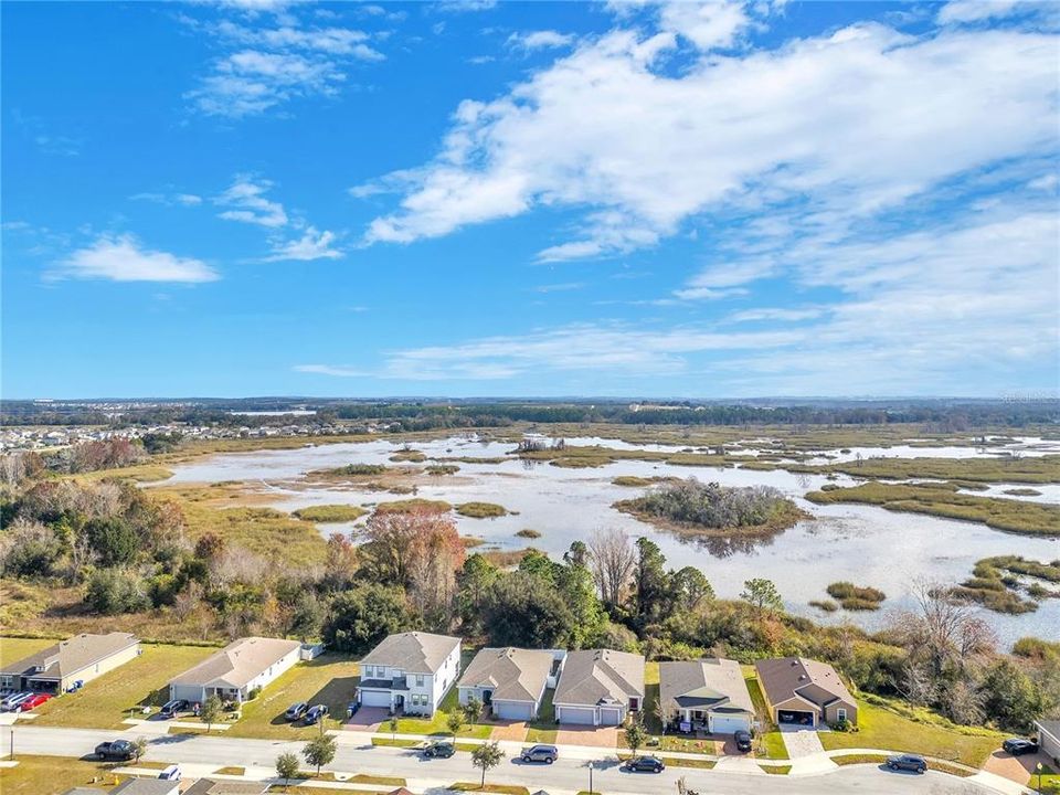 На продажу: $404,999 (4 спален, 2 ванн, 1876 Квадратных фут)