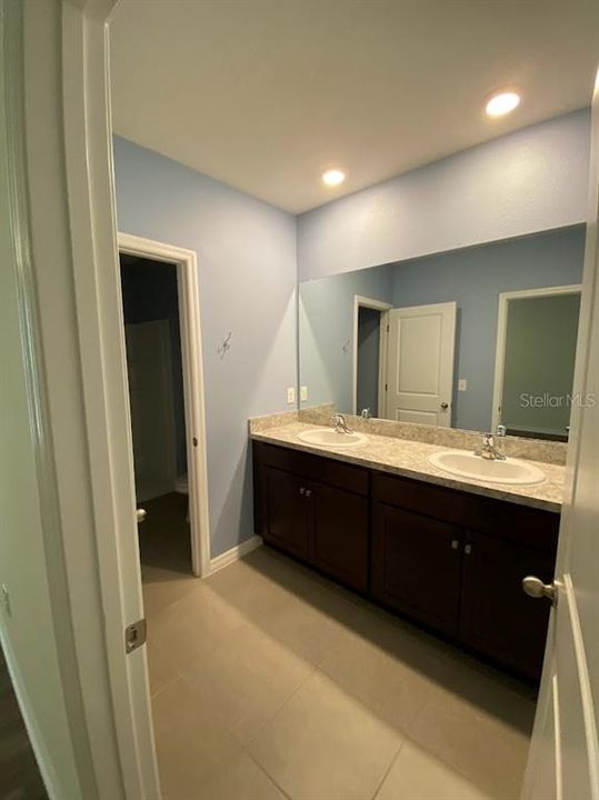 出租: $2,300 (3 贝兹, 2 浴室, 1758 平方英尺)