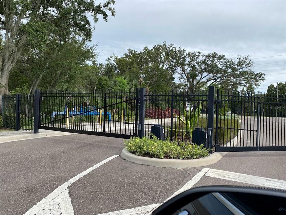 出租: $2,300 (3 贝兹, 2 浴室, 1758 平方英尺)