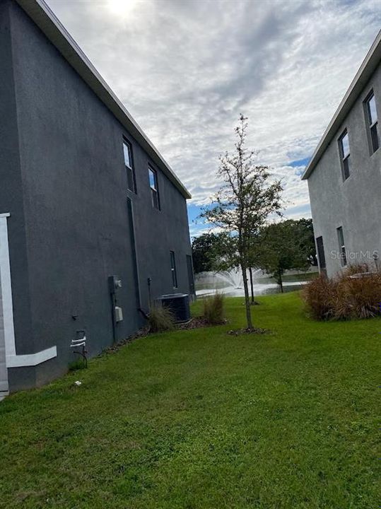 出租: $2,300 (3 贝兹, 2 浴室, 1758 平方英尺)