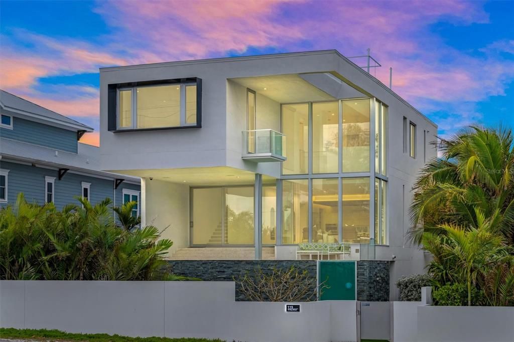 待售: $4,395,000 (3 贝兹, 3 浴室, 3548 平方英尺)