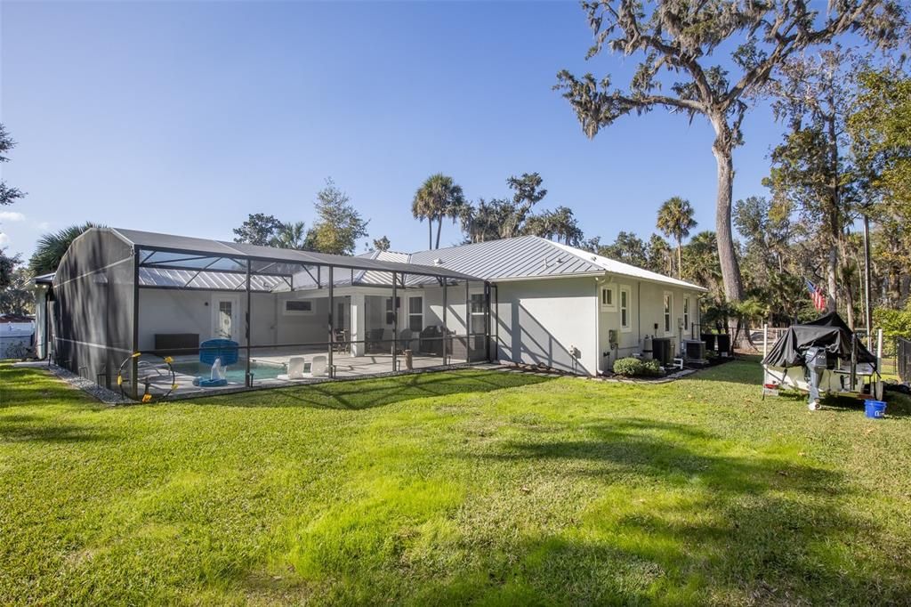 For Sale: $789,000 (3 beds, 3 baths, 2880 Square Feet)