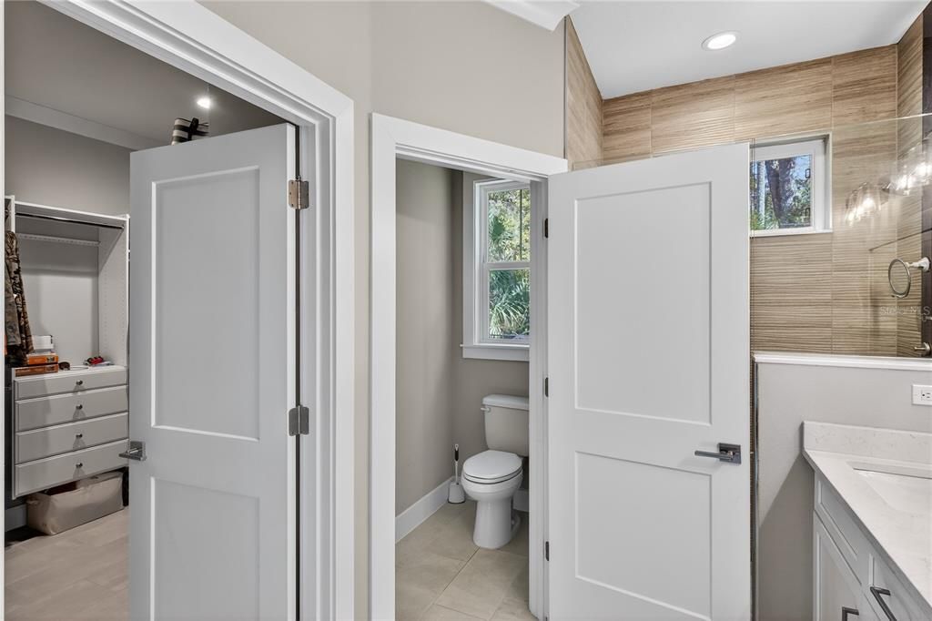 For Sale: $789,000 (3 beds, 3 baths, 2880 Square Feet)