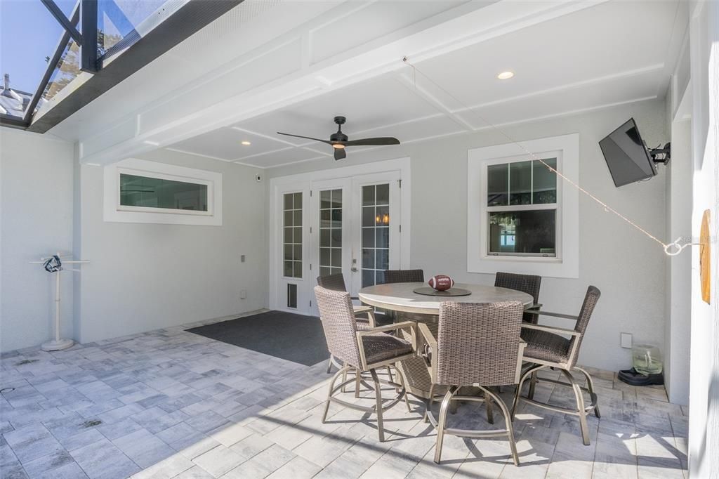 For Sale: $789,000 (3 beds, 3 baths, 2880 Square Feet)