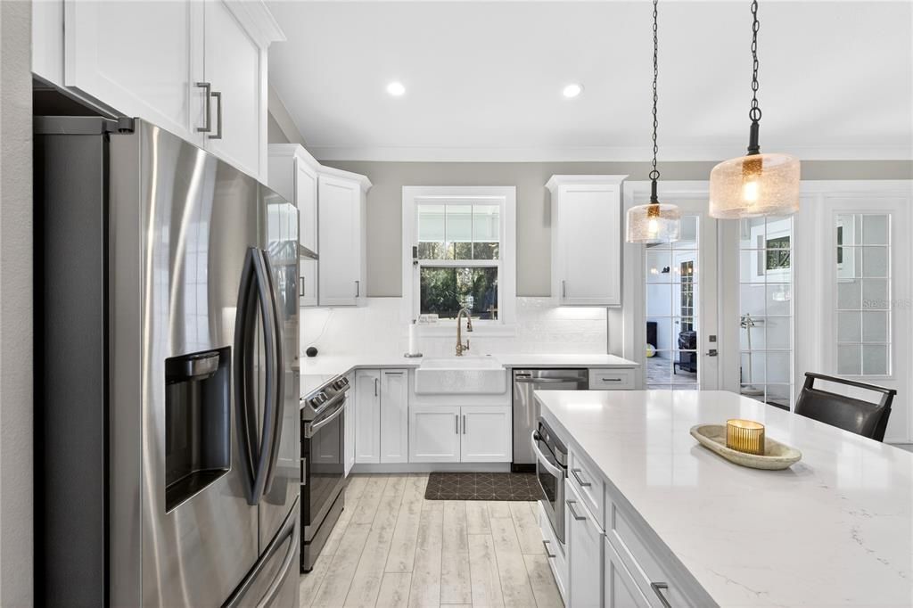 For Sale: $789,000 (3 beds, 3 baths, 2880 Square Feet)