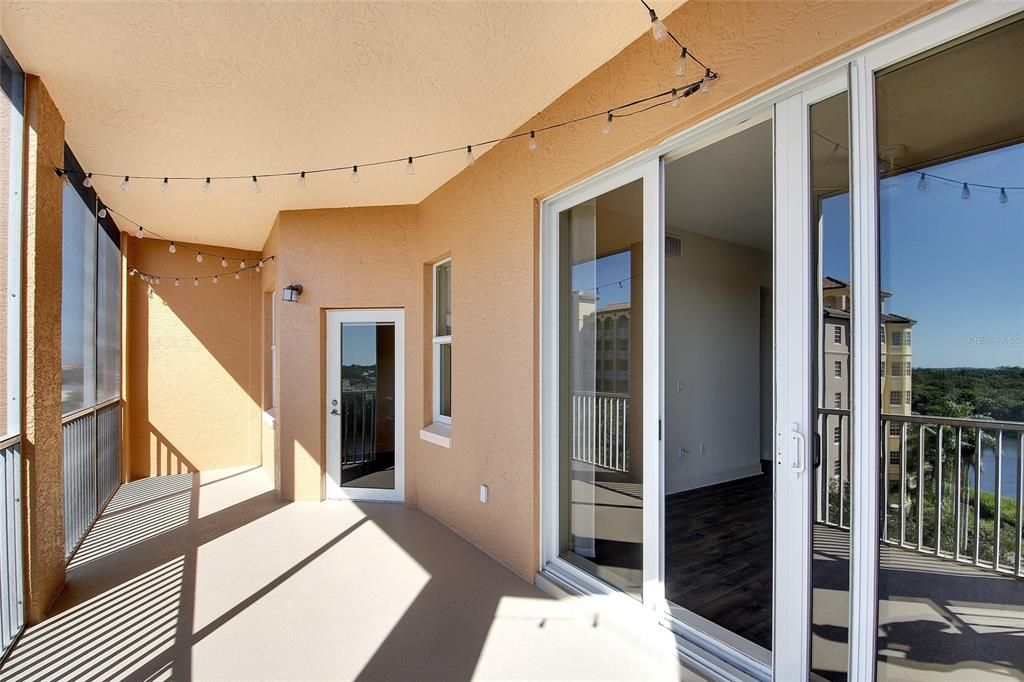 For Sale: $500,000 (2 beds, 2 baths, 1706 Square Feet)